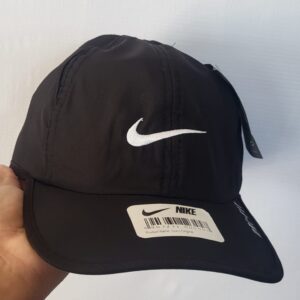 Gorra Nike Deportiva Negra – Clásica, Ligera y Funcional